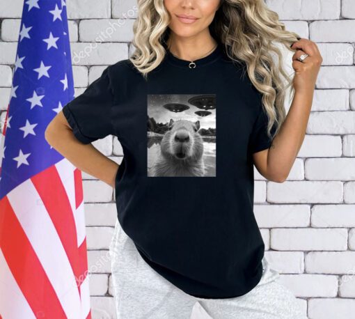 Funny Graphic Tee Capybara Selfie with UFOs Weird T-Shirt