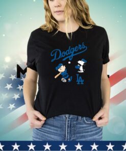 Peanuts Charlie Brown And Snoopy Playing Baseball Los Angeles Dodgers T-shirt