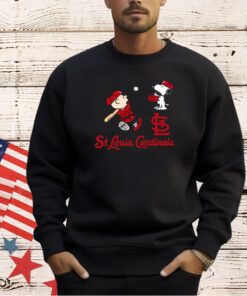 Peanuts Charlie Brown And Snoopy Playing Baseball St. Louis Cardinals T-shirt