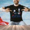 Peanuts Charlie Brown And Snoopy Playing Baseball Toronto Blue Jays T-shirt