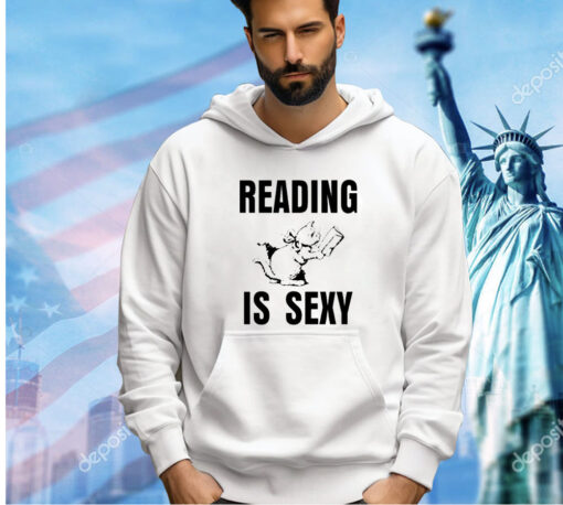 Cat reading is sexy T-shirt