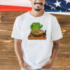 Frog making ramen art T-shirt