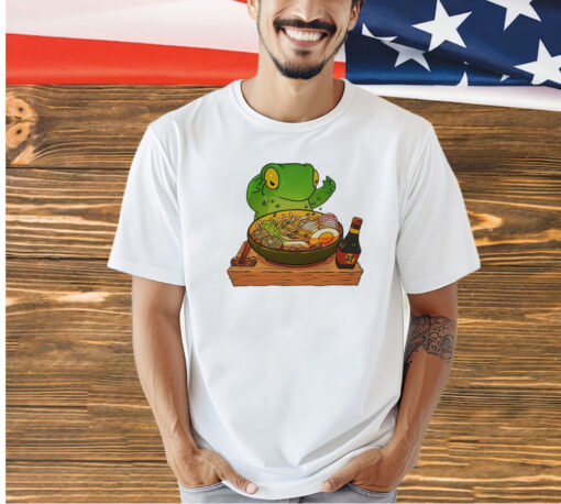 Frog making ramen art T-shirt