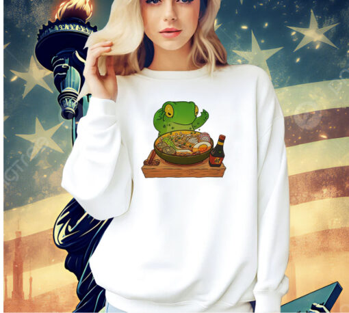 Frog making ramen art T-shirt