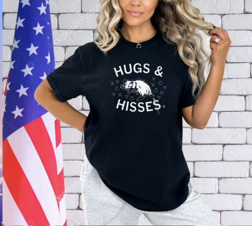 Hugs & hisses T-Shirt