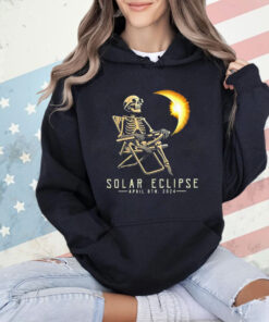 Solar Eclipse Skeleton April 8th 2024 T-Shirt