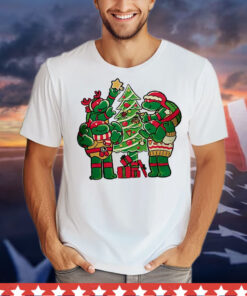 Teenage Mutant Ninja Turtles decorating their Christmas tree T-Shirt