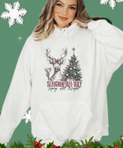 Sleighin All Day Tipsy All Night Deer Christmas T-Shirt