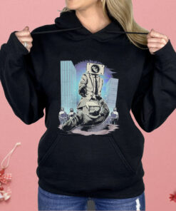 Skibidi Toilets Helping Hand Shirt